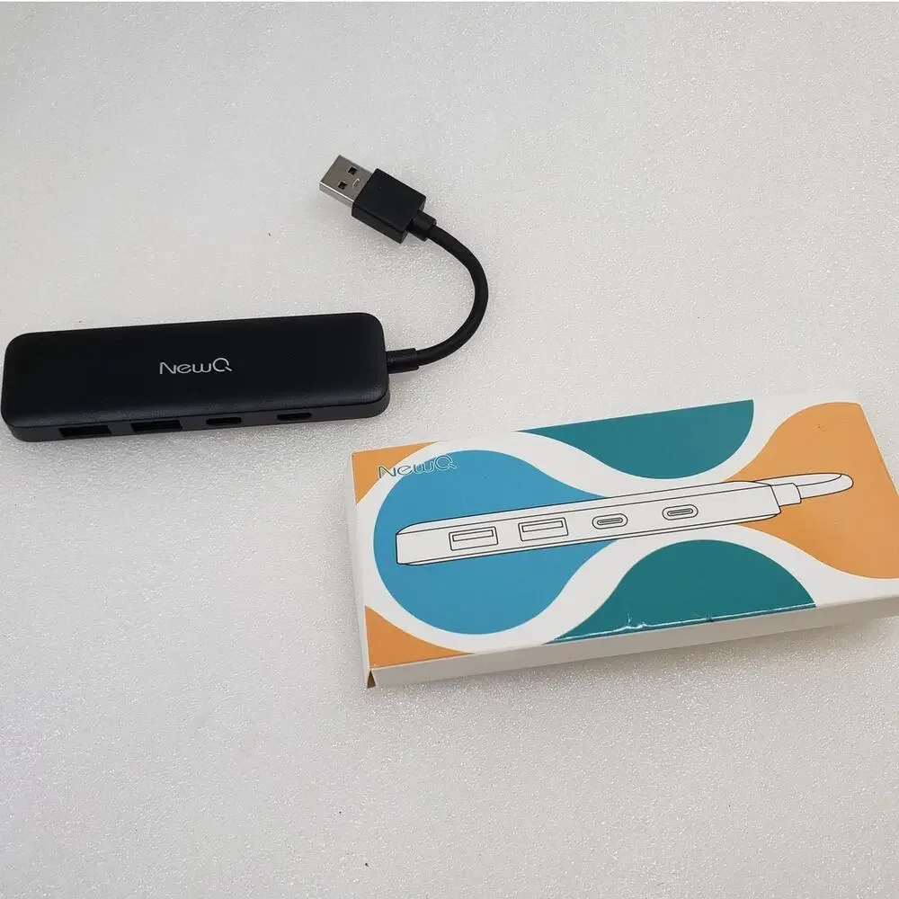 NewQ USB 3.0 Hub 4-Port USB Extension Adapter - Black Portable Data Hub
